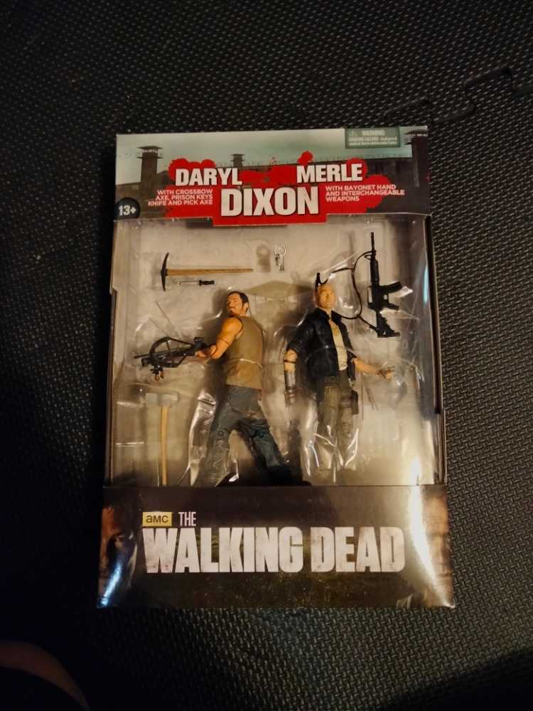 The Walking Dead AMC: Daryl & Merle Dixon, The Walking Dead Series 4 - McFarlane Toys (post-apocalyptic survival horror movie theme) action figure collectible [Barcode 787926144994] - Main Image 3