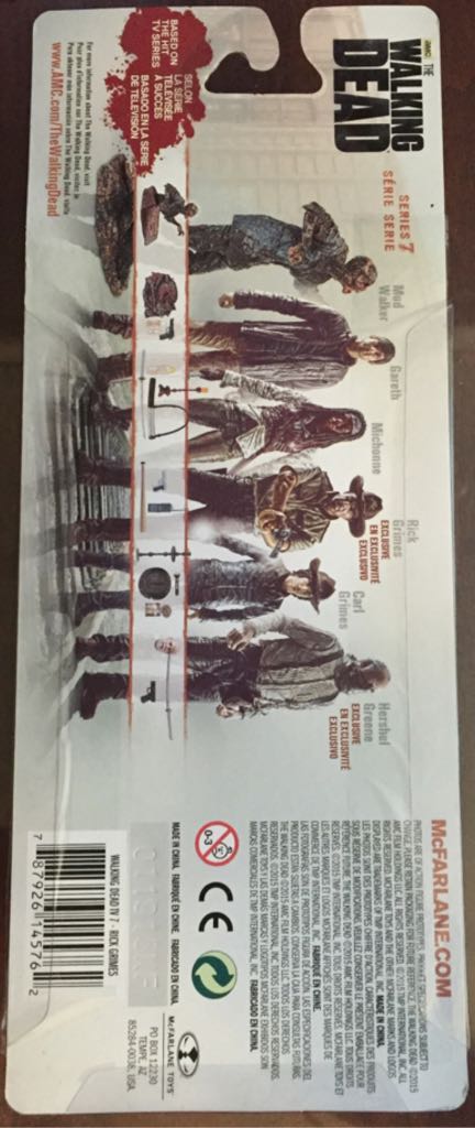 Rick Grimes Series 7 Walgreen Exclusive - McFarlane (The Walking Dead) action figure collectible [Barcode 787926145762] - Main Image 2
