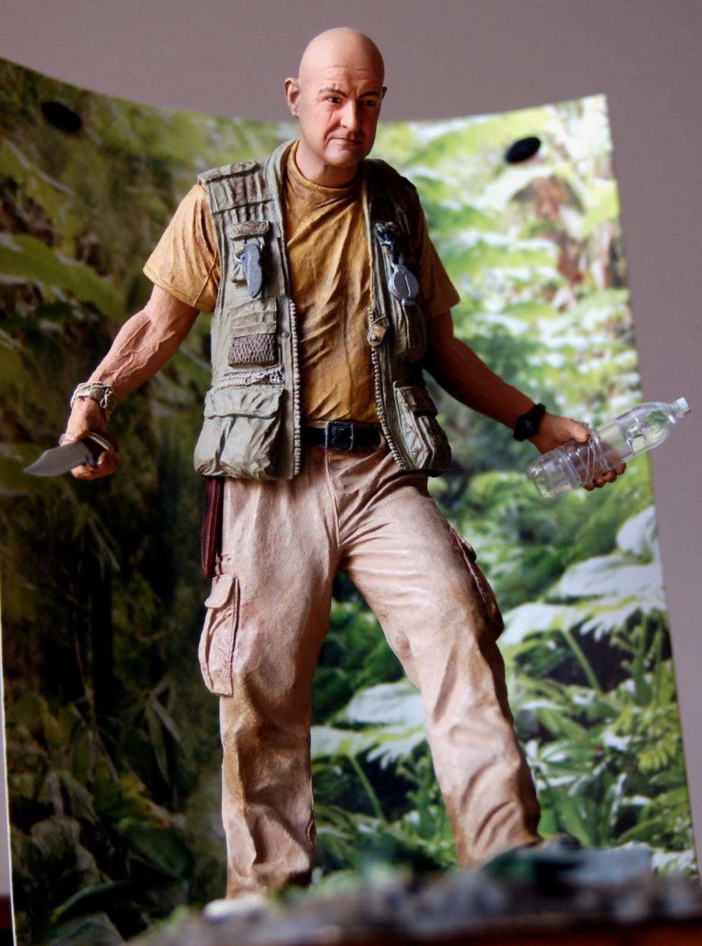 Locke - McFarlane Toys (Lost) action figure collectible [Barcode 787926153033] - Main Image 3