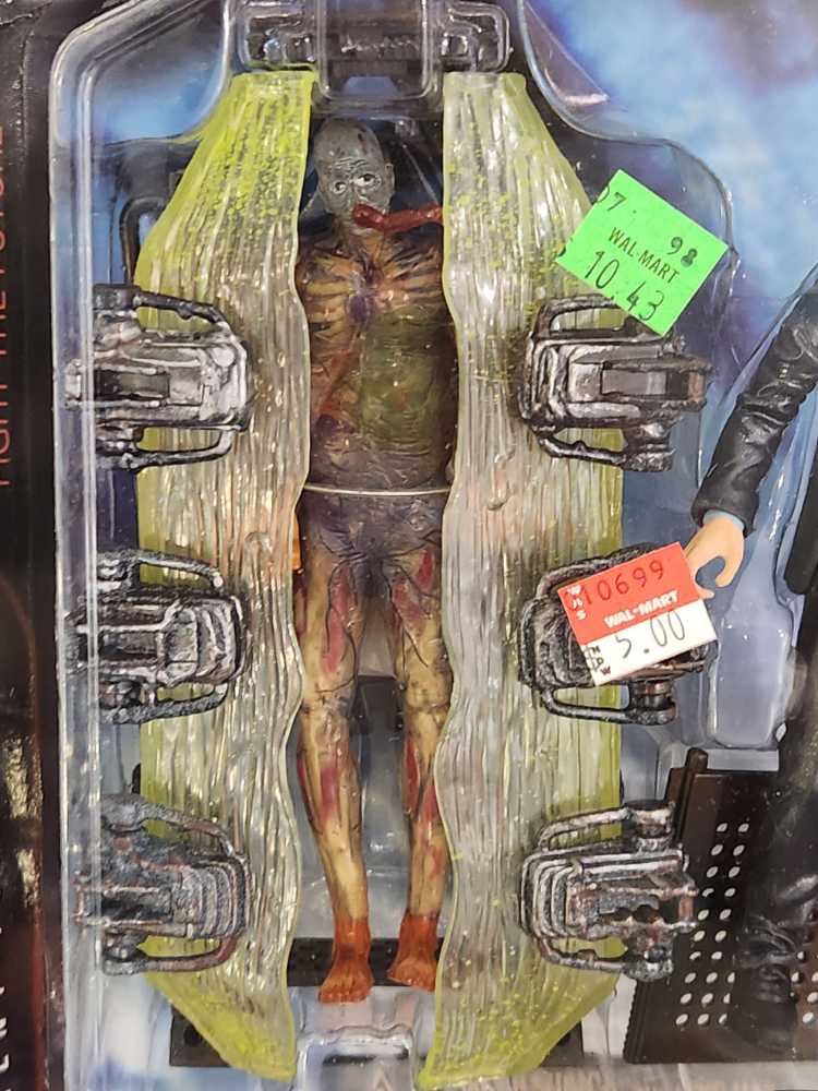 X-Files Fox Mulder - McFarlane Toys (X- Files Series 1) action figure collectible [Barcode 787926161014] - Main Image 4