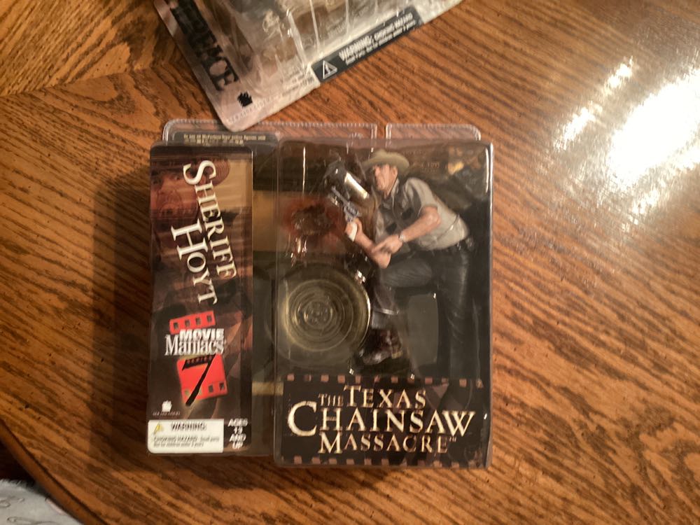 Sheriff Hoyt (Texas Chainsaw Massacre) - McFarlane Toys (Movie Maniacs Series 7) action figure collectible [Barcode 787926183351] - Main Image 3