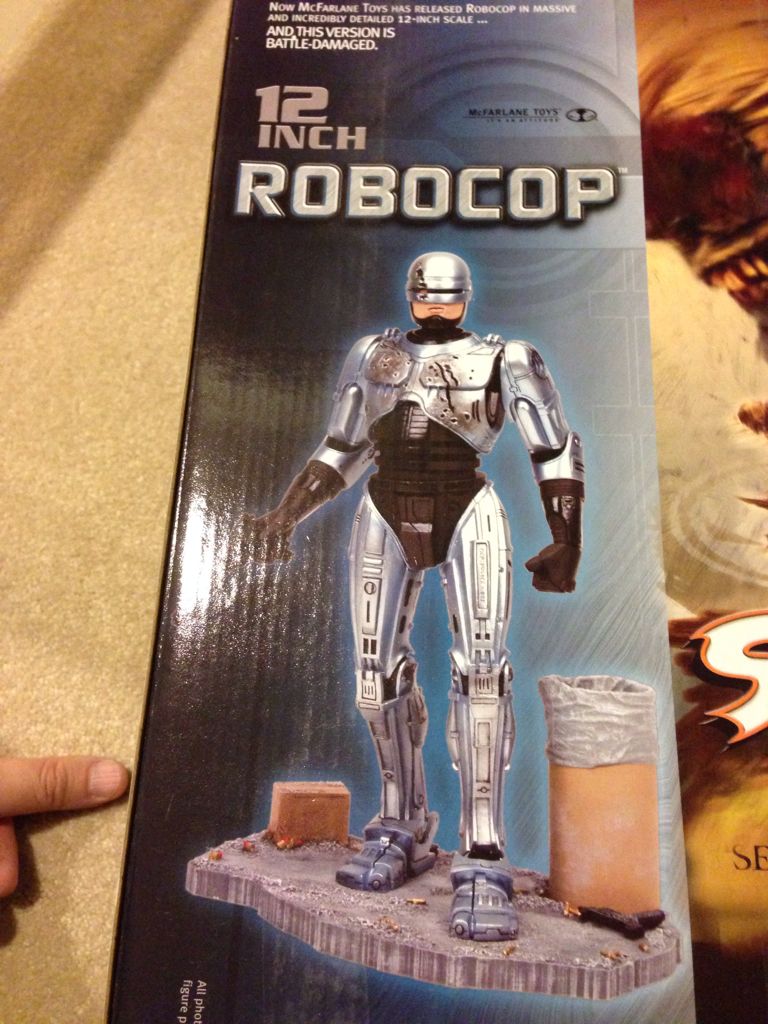 Robocop - McFarlane Toys (Robocop) action figure collectible [Barcode 787926183801] - Main Image 2