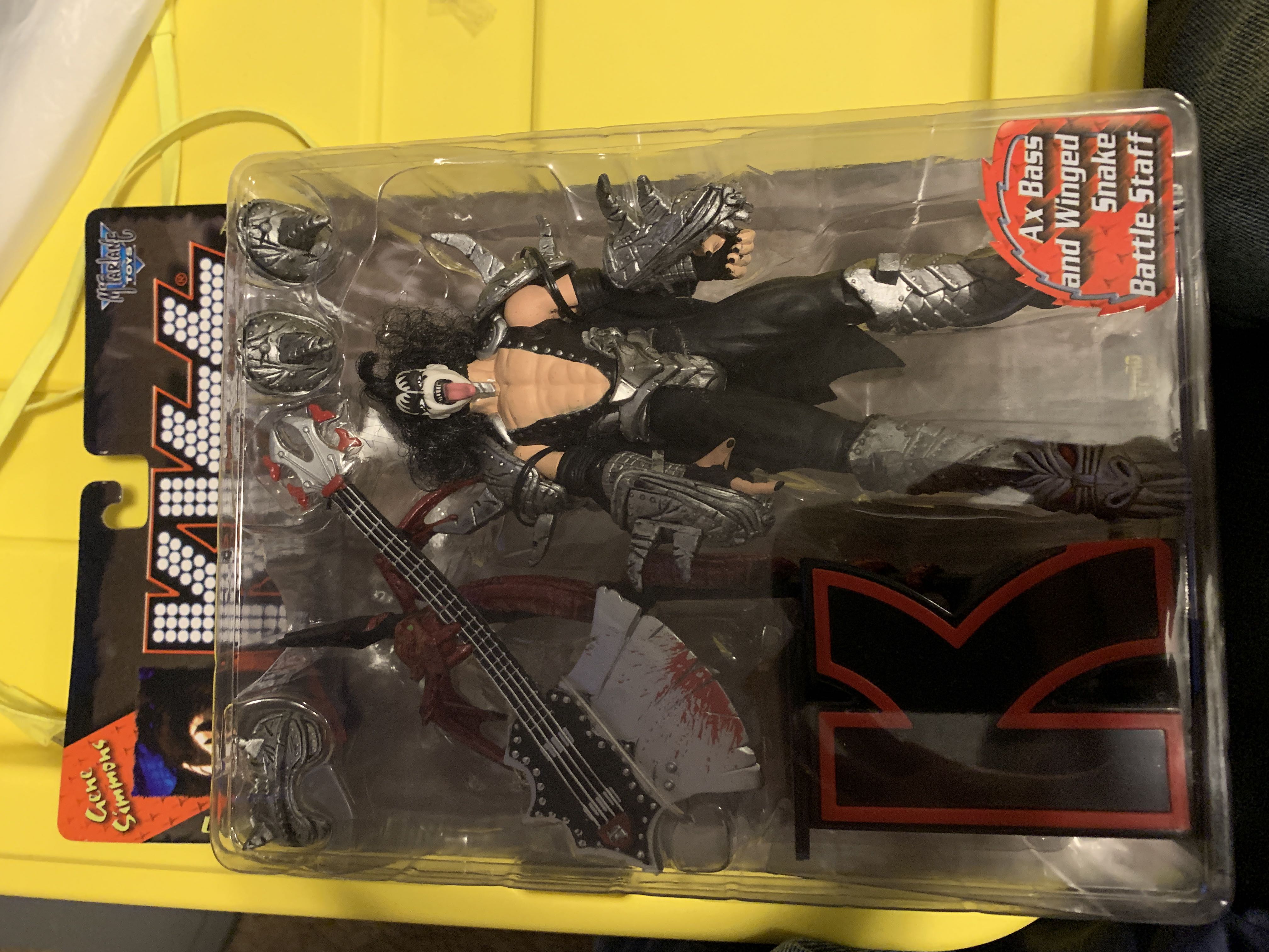 Kiss: Gene Simmons - McFarlane Toys (KISS) action figure collectible [Barcode 787926501018] - Main Image 3