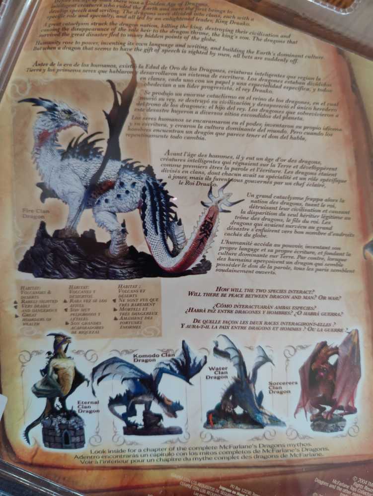 Fire Clan Dragon - McFarlane Toys™ (McFarlane’s Dragons: Quest For The Lost King) action figure collectible [Barcode 787926501544] - Main Image 3
