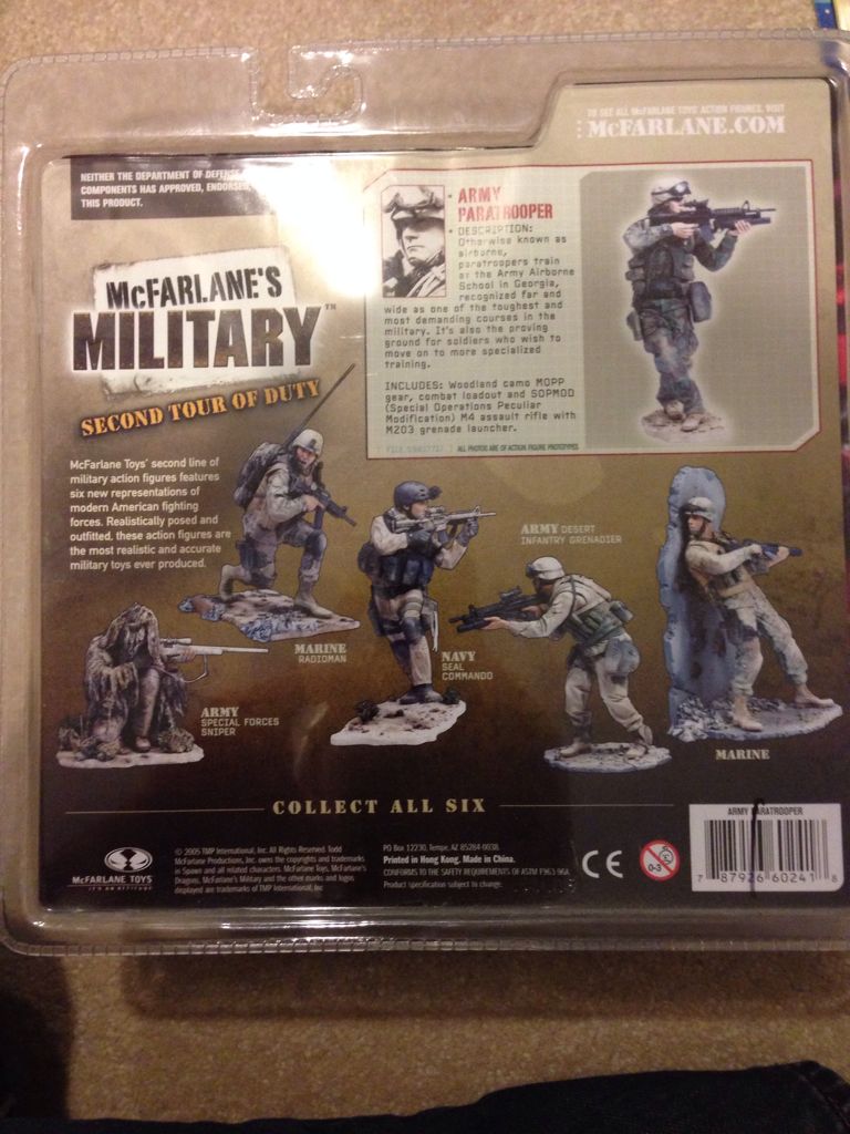 Army Paratrooper - McFarlane Toys (Mcfarlane’s Military: Second Tour Of Duty) action figure collectible [Barcode 787926602418] - Main Image 2