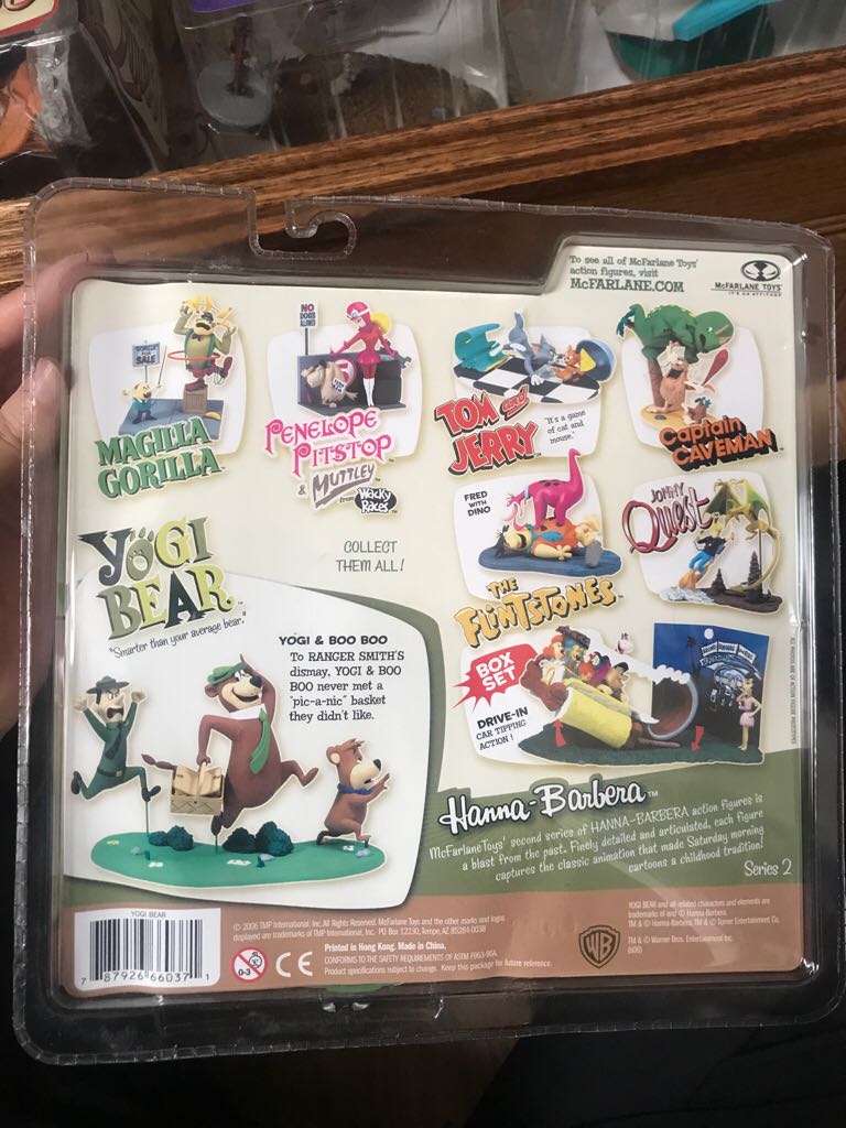 Hanna -Barbera Series 2 Yogi Bear  action figure collectible [Barcode 787926660371] - Main Image 2