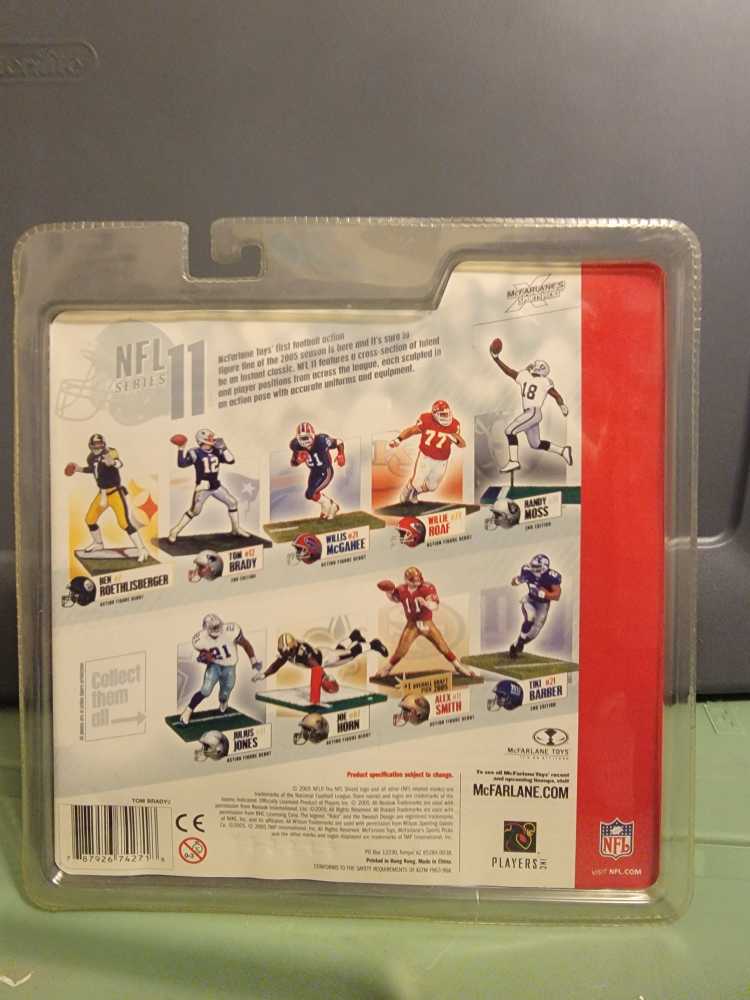 Mcfarlane Series 11 Tom Brady White Jersey Chase Variant - McFarlanes Sportspicks action figure collectible [Barcode 787926742718] - Main Image 4