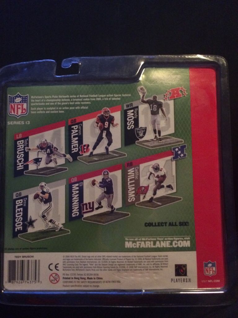 Teddy Bruschi  - McFarlanes Sportspicks (Nfl Series 13) action figure collectible [Barcode 787926743753] - Main Image 2