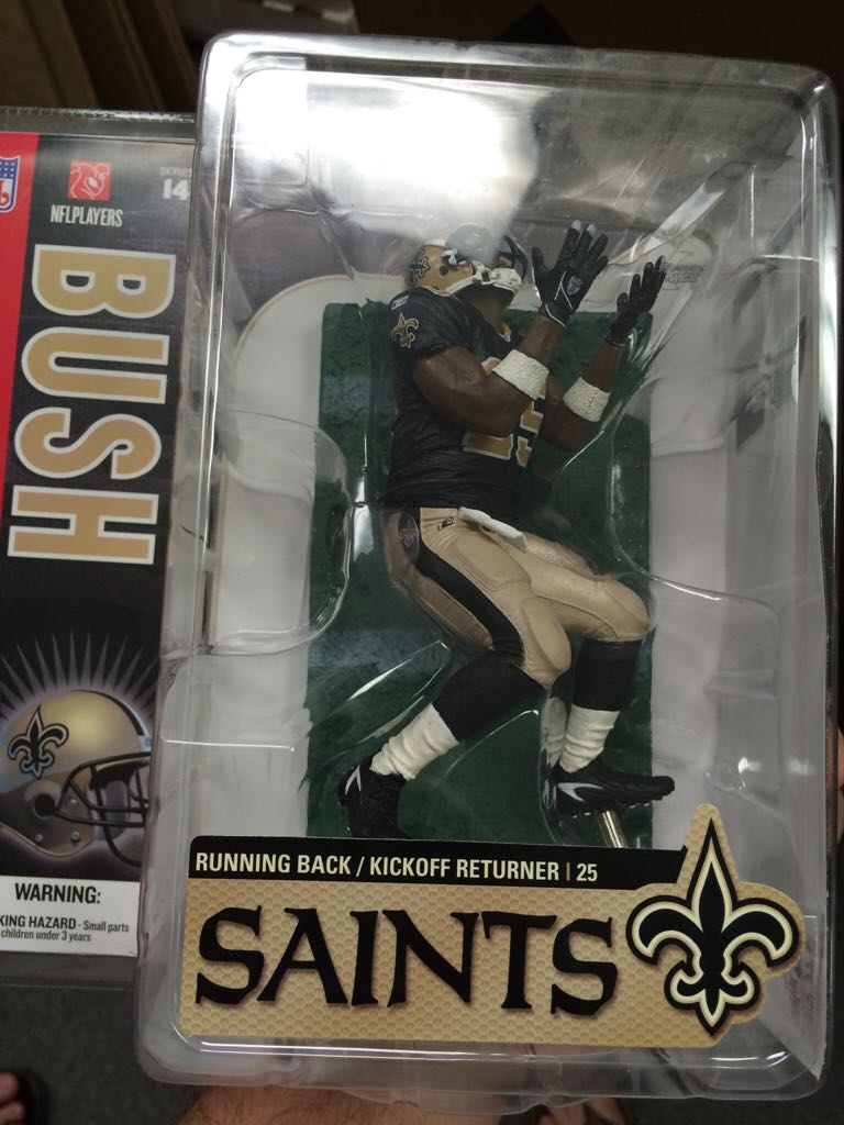 Reggie Bush  - McFarlane Toys (NFL Series 14) action figure collectible [Barcode 787926743821] - Main Image 1