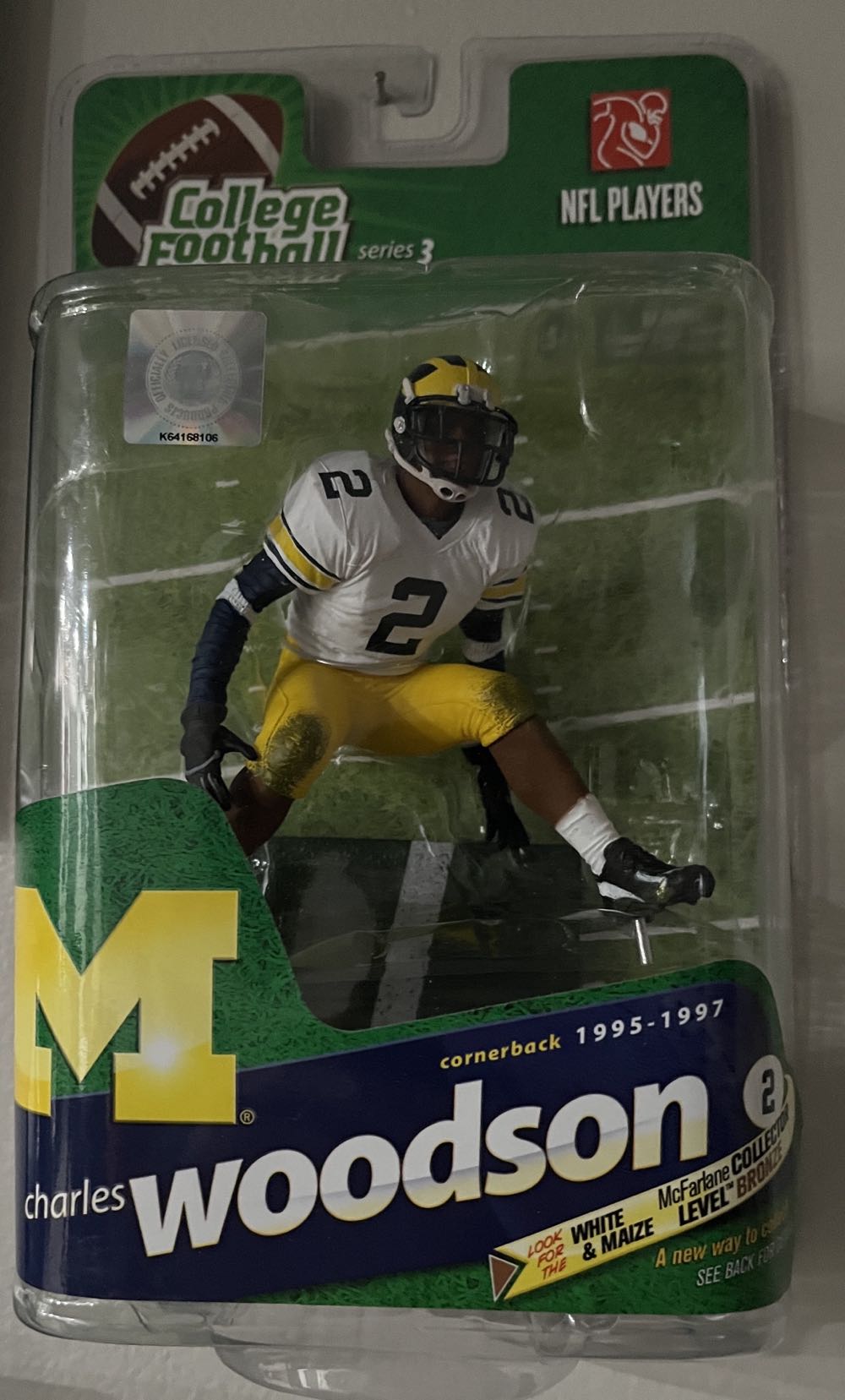 Mcfarlane Toys College Sport Picks Charles Woodson  action figure collectible [Barcode 787926746518] - Main Image 2