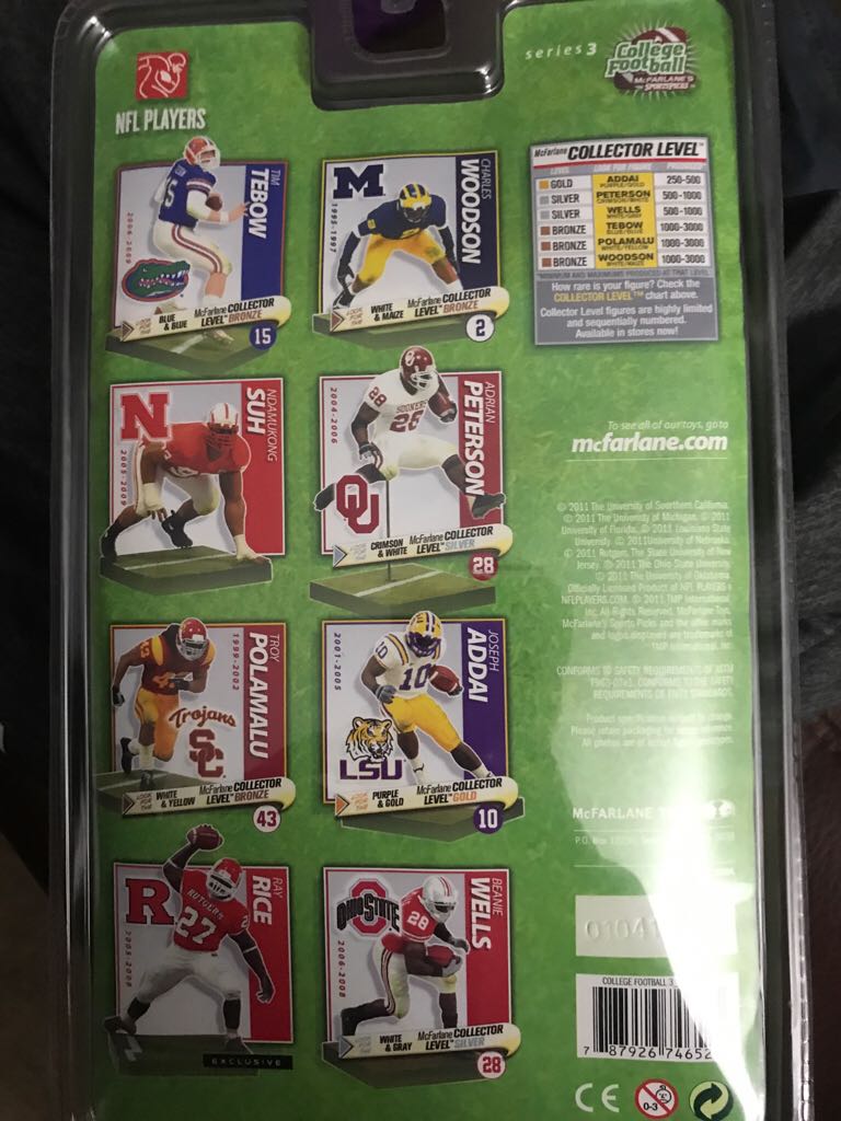 Tim Tebow  - McFarlane Toys™ (College Football Series 3) action figure collectible [Barcode 787926746525] - Main Image 2