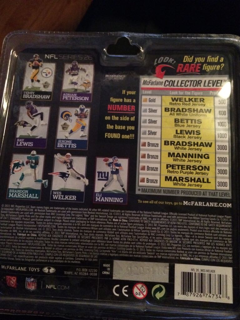 Wes Welker - Hasbro (Legacy Collection) (Star Wars) action figure collectible [Barcode 787926747348] - Main Image 2