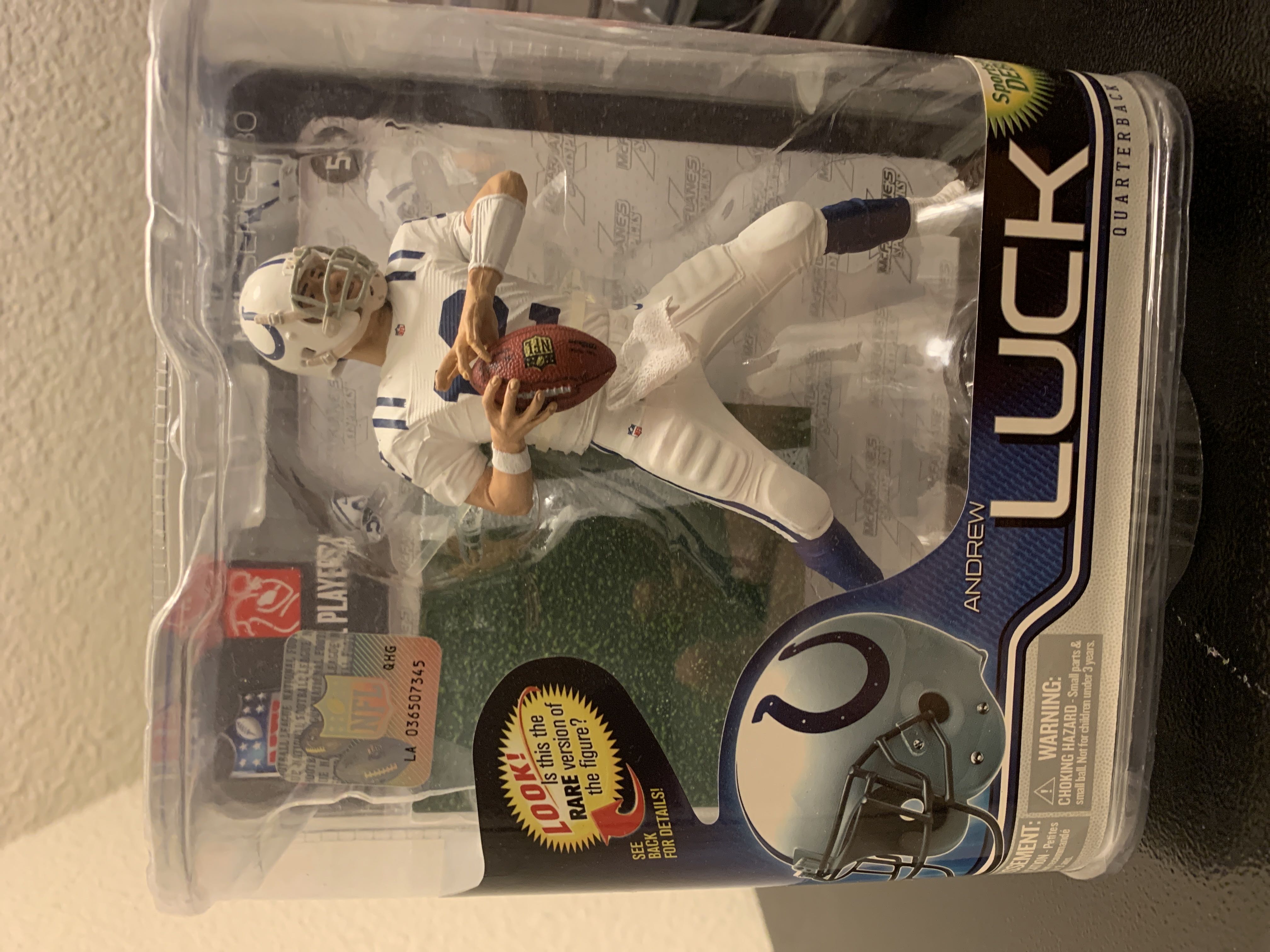 Andrew Luck Chase Variant - McFarlane Toys (Nfl Series 30) action figure collectible [Barcode 787926750669] - Main Image 3