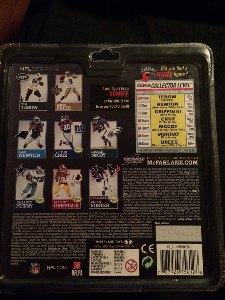 Lesean Mccoy - McFarlane (Nfl Series 31) action figure collectible [Barcode 787926756128] - Main Image 2