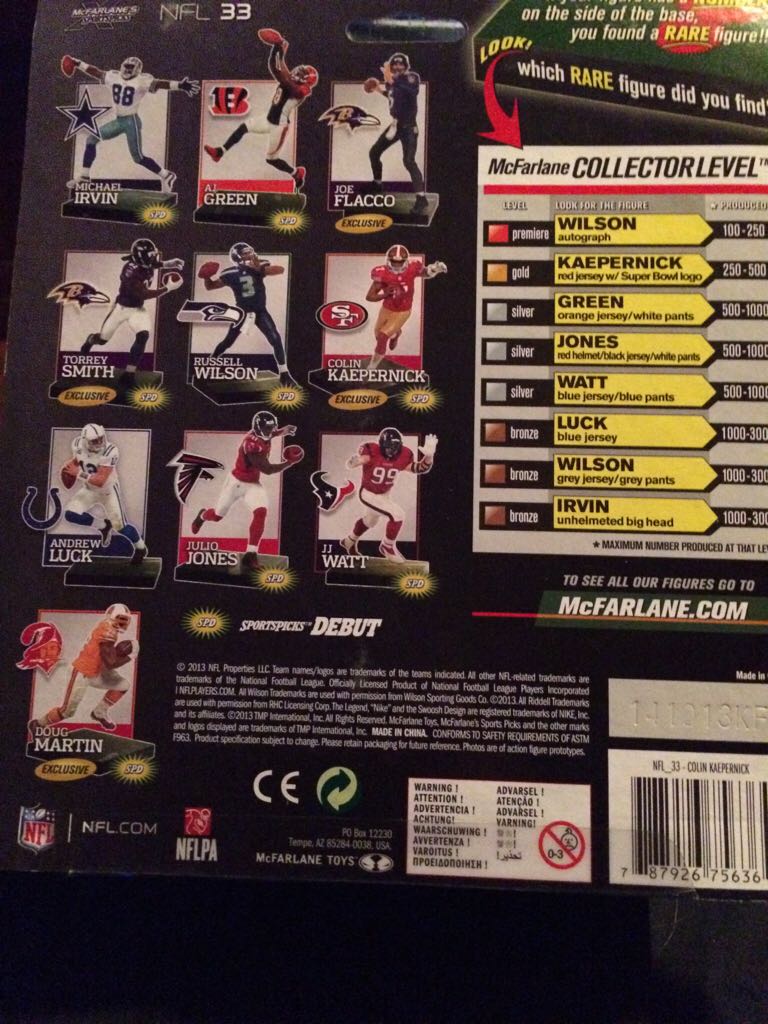 Colin Kaepernick  - McFarlane (Nfl Series 33) action figure collectible [Barcode 787926756364] - Main Image 2