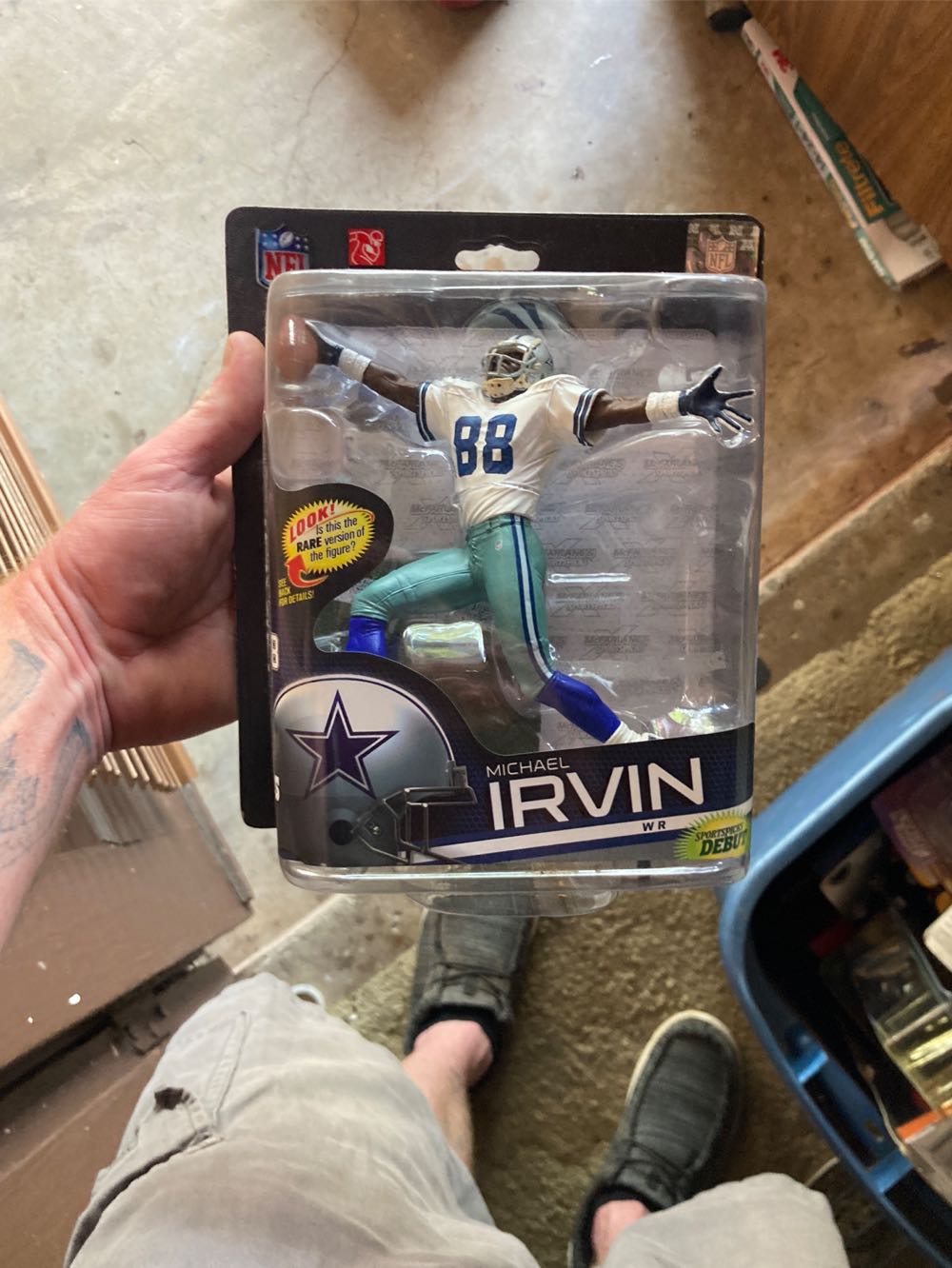 Michael Irvin  - McFarlane (Nfl Series 33) action figure collectible [Barcode 787926756371] - Main Image 4