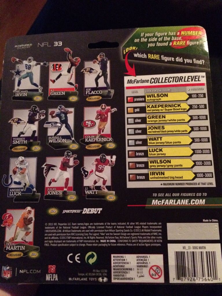 Doug Martin  - McFarlane (Nfl Series 33) action figure collectible [Barcode 787926756401] - Main Image 2