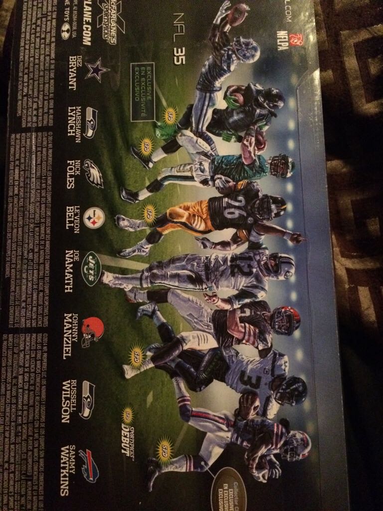 McFarlane NFL Sportspicks Philadelphia Eagles Nick Foles - McFarlane (Mcfarlane Nfl 35) action figure collectible [Barcode 787926756647] - Main Image 2