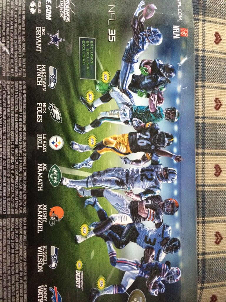 Marshawn Lynch  - Mcfarlane’s (Nfl Series 35) action figure collectible [Barcode 787926756678] - Main Image 2