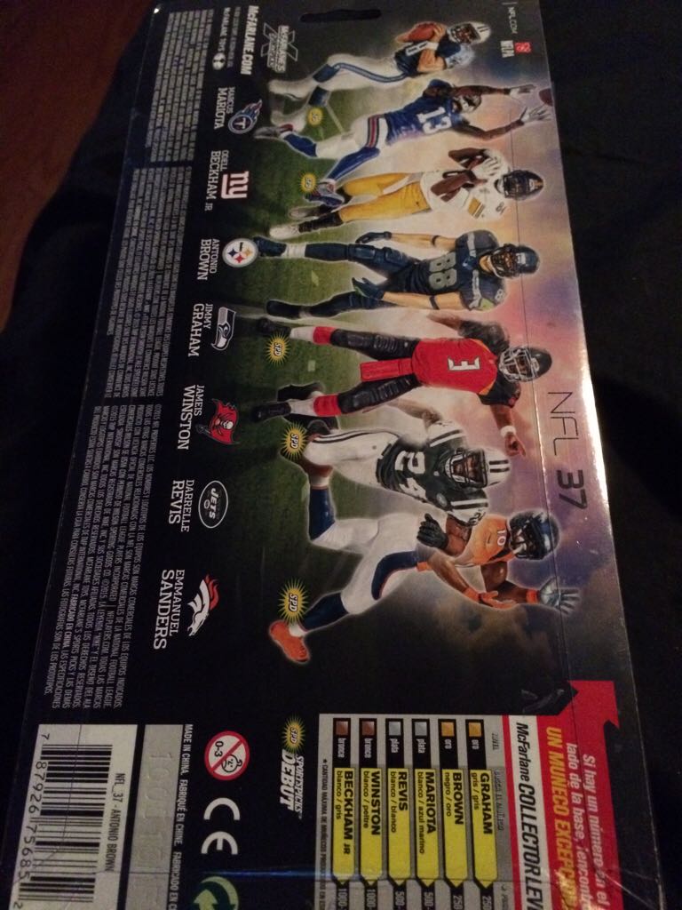 Antonio Brown  - McFarlane (Nfl Series 37) action figure collectible [Barcode 787926756852] - Main Image 2