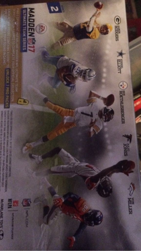 Ezekiel Elliott - McFarlane (Mcfarlane Nfl Madden) action figure collectible [Barcode 787926757064] - Main Image 2