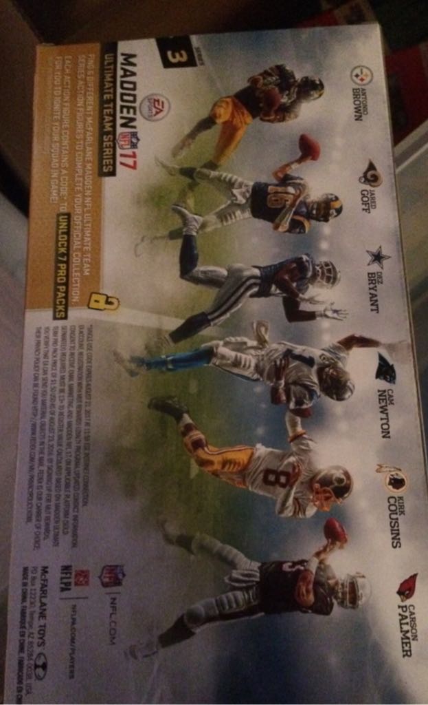 Antonio Brown - McFarlane Toys™ (Madden 17 Ultimate Team Series 3) action figure collectible [Barcode 787926757132] - Main Image 2