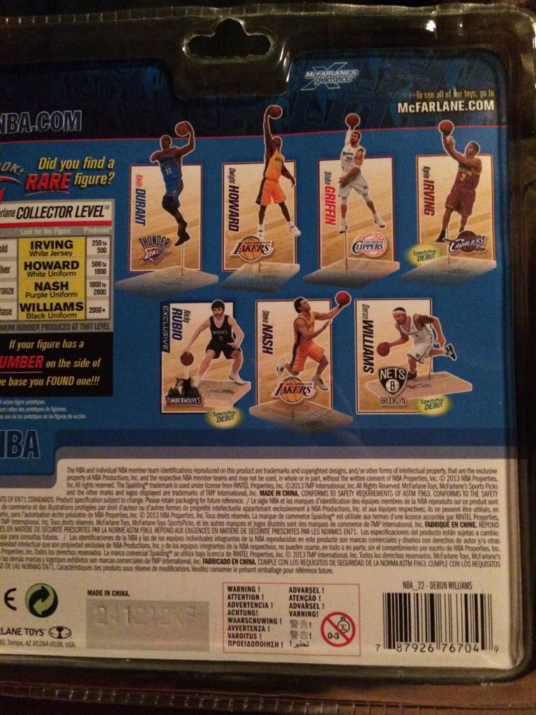 Deron Williams - McFarlane (Nba Series 22) action figure collectible [Barcode 787926767049] - Main Image 2