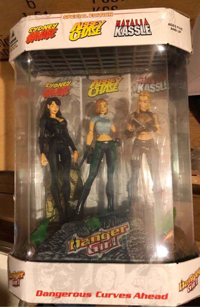 Mcfarlane Toys Danger Girl Fishtank - McFarlane Toys (Danger Girl) action figure collectible [Barcode 787926902662] - Main Image 1