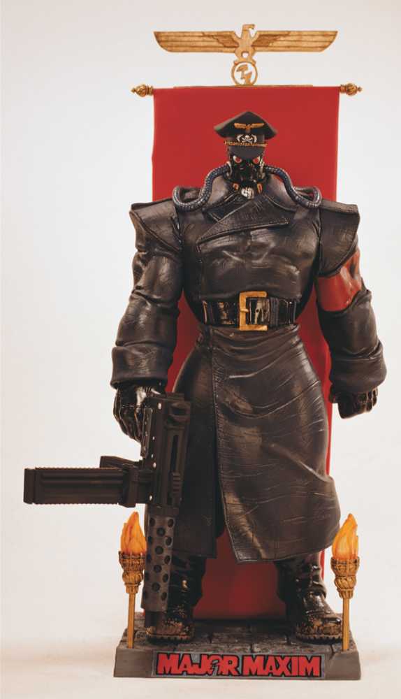 Major Maxim - McFarlane Toys (Danger Girl (comic) / Maximum Danger / Major Maxim) action figure collectible [Barcode 787926921144] - Main Image 3