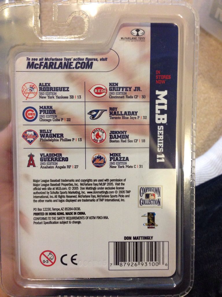 Don Mattingly - McFarlane Toys action figure collectible [Barcode 787926931006] - Main Image 2