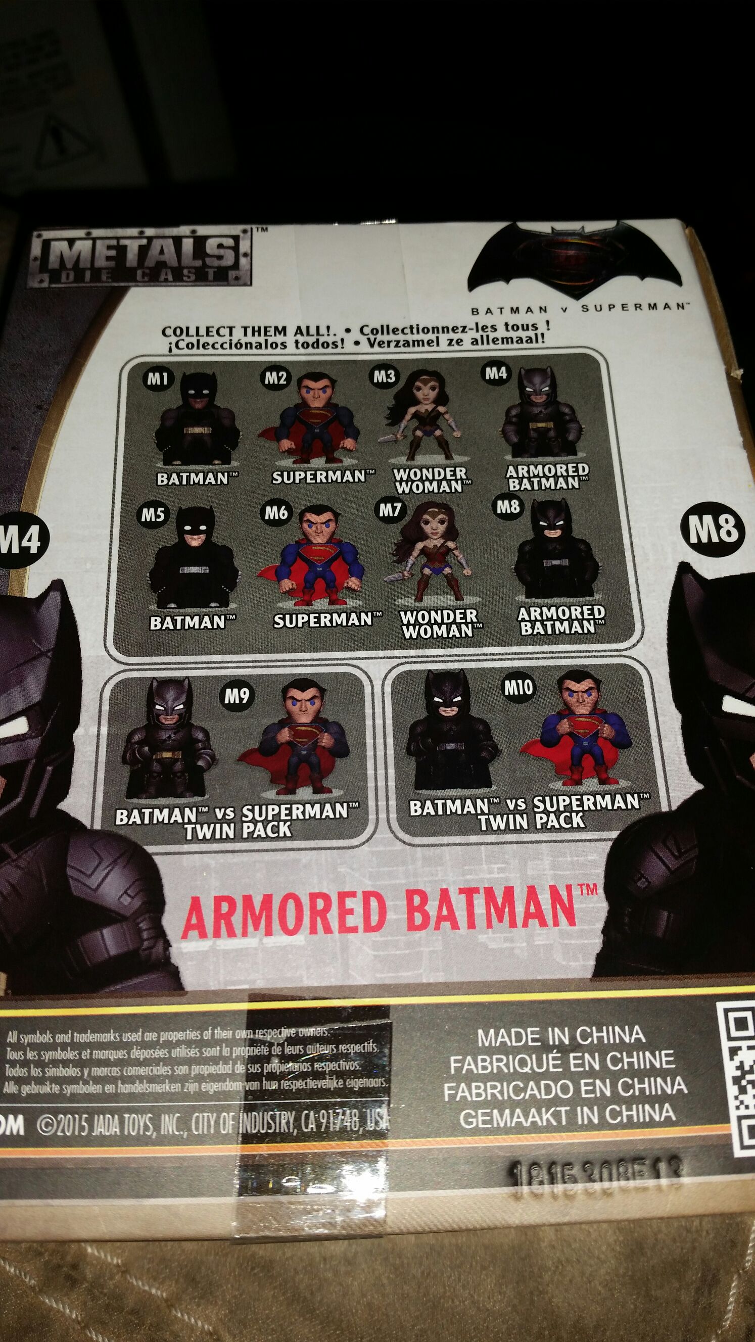 Batman Armored Batman #M4 - Jada Toys (Batman V Superman: Dawn Of Justice) action figure collectible [Barcode 801310973936] - Main Image 2