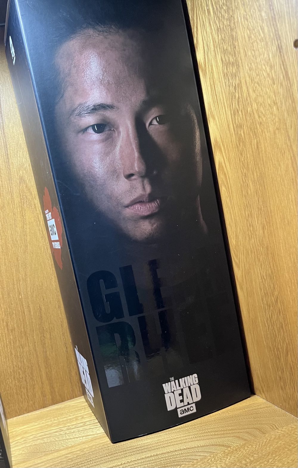 Glenn Rhee - Threezero (The Walking Dead) action figure collectible [Barcode 801310979372] - Main Image 3