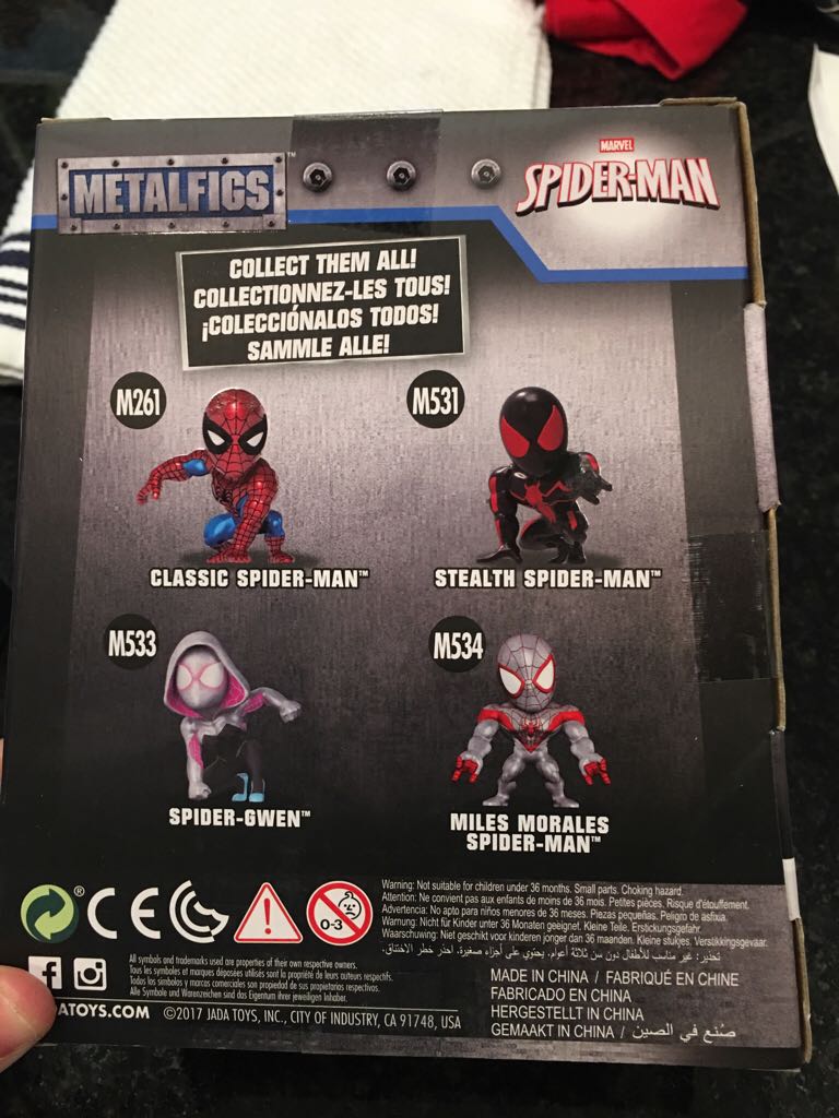 Spider-Man - Jada Toys (Classic Spiderman) action figure collectible [Barcode 801310979891] - Main Image 2