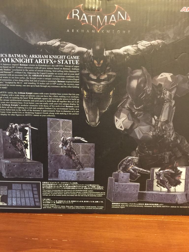 Arkham Knight - Kotobukiya (Videogames) action figure collectible [Barcode 812771024525] - Main Image 2