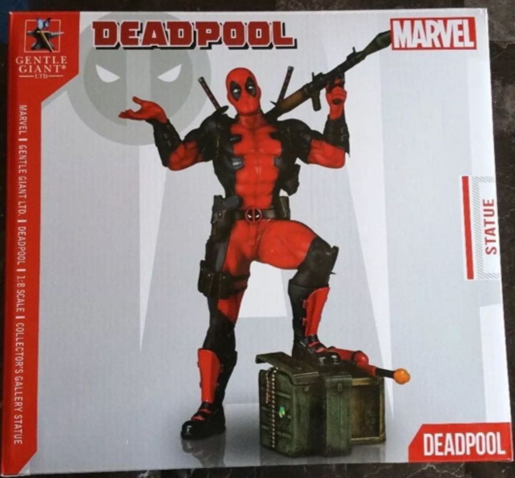 Deadpool - Gentle Giant (Marvel Deadpool) action figure collectible [Barcode 814176021314] - Main Image 2