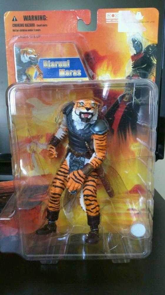 EverQuest Sony Djaruul Maras   action figure collectible [Barcode 835931000245] - Main Image 4