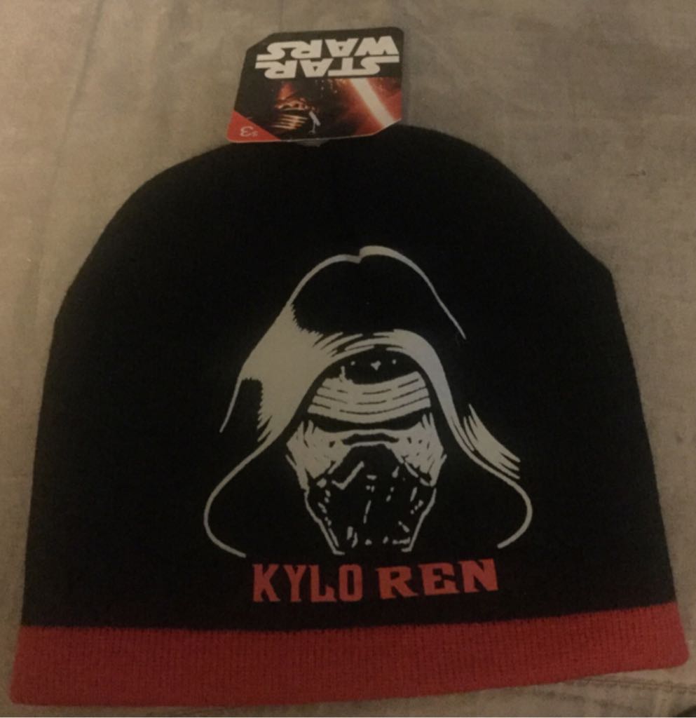 KYLO REN Knit Cap - Accessory Innovations (Star Wars Episode VII The Force Awakens) action figure collectible [Barcode 843340120102] - Main Image 1