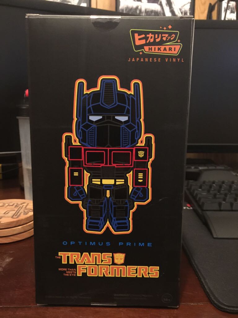 Optimus Prime Grey Version - Hikari Japanese Vinyl (Hikari) action figure collectible [Barcode 849803046453] - Main Image 2