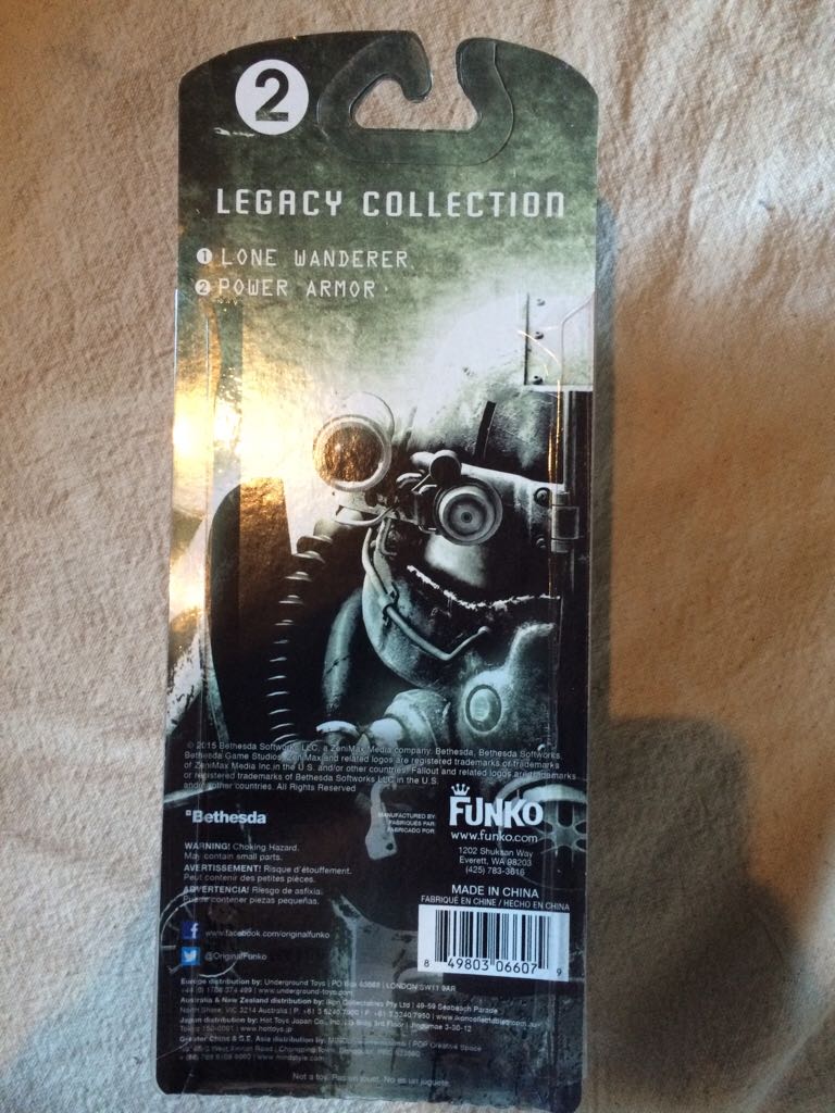Fallout: Power Armor - Funko Legacy (Fallout) action figure collectible [Barcode 849803066079] - Main Image 2