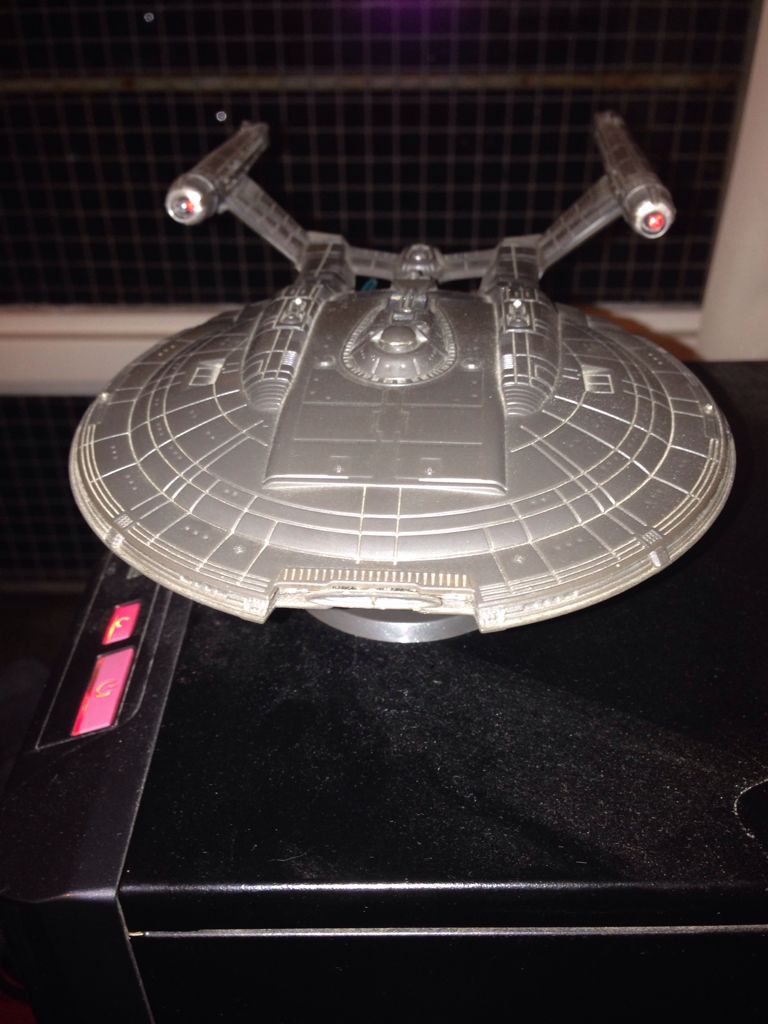 Enterprise NX-01 1:1000 - Round 2 (Star Trek) action figure collectible [Barcode 858388008077] - Main Image 1