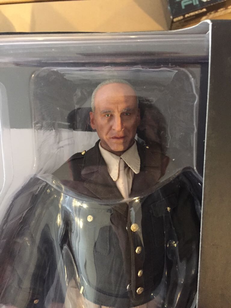 General Patton - Did action figure collectible [Barcode 870454003229] - Main Image 1