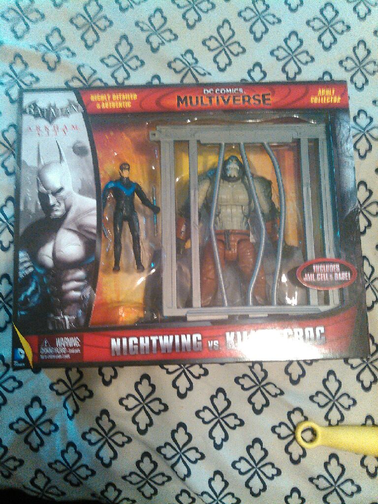 Nightwing vs. Killer Croc - Mattel (DC Comics - Multiverse) action figure collectible [Barcode 887961054118] - Main Image 2