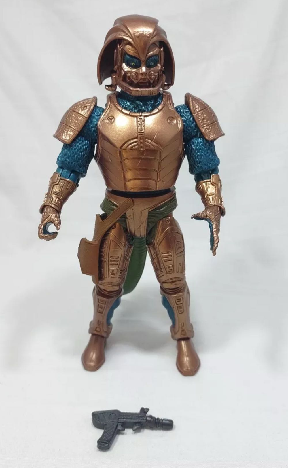 Saurod - Mattel (Masters Of The Universe Classics) action figure collectible [Barcode 887961078251] - Main Image 3