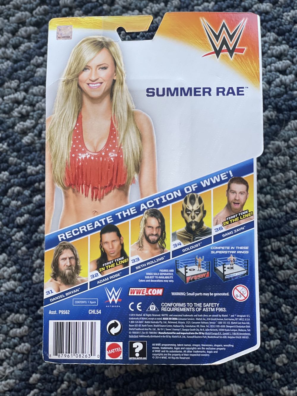 Summer Rae - Mattel (WWE Basic Series #50) action figure collectible [Barcode 887961082630] - Main Image 2
