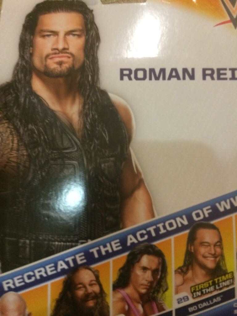 Roman Reigns (Basic #27)  action figure collectible [Barcode 887961092233] - Main Image 2