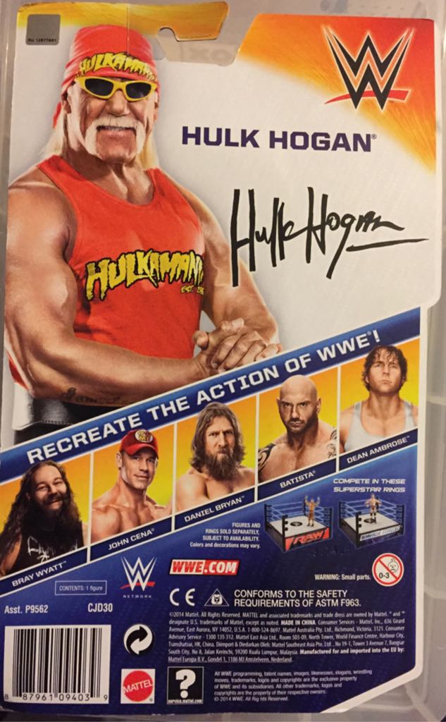 Hulk Hogan - Mattel Wwe (WWE Signature Series) action figure collectible [Barcode 887961094039] - Main Image 2