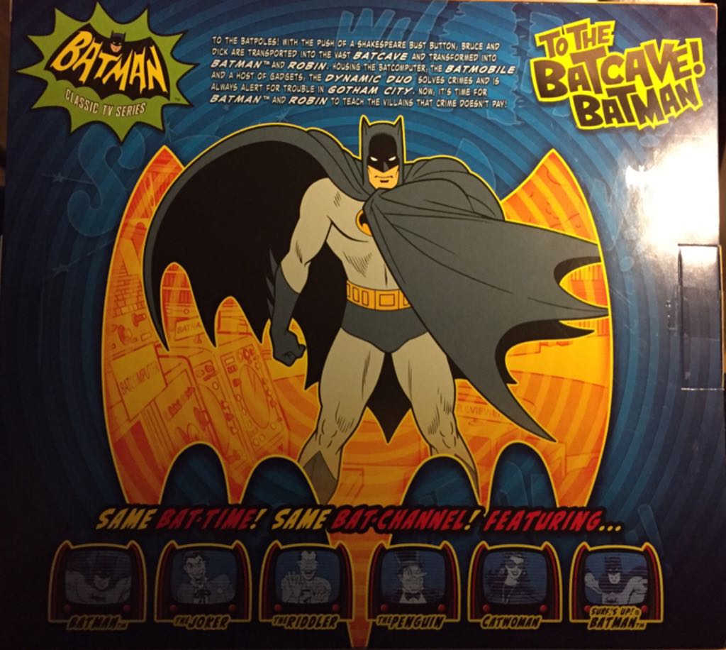 Batman™ w/Batcomputer + 15 Accessories - Mattel (Batman: Classic TV Series) action figure collectible [Barcode 887961116090] - Main Image 2