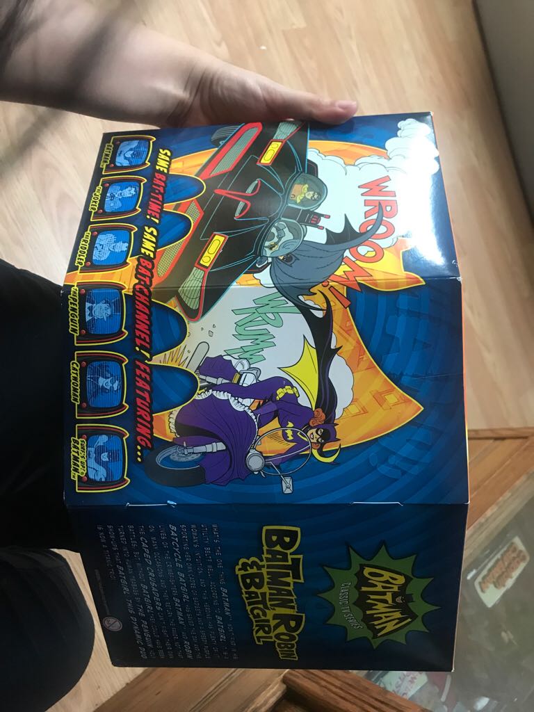 Batman: ‘66 Robin - Mattel (Classic TV Series 3-pack) action figure collectible [Barcode 887961116106] - Main Image 2