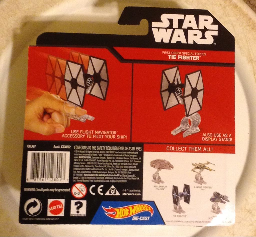 Star War: First Order Special Forces TIE Fighter CKJ67 - Mattel (Space/Sc-Fi) action figure collectible [Barcode 887961128017] - Main Image 2
