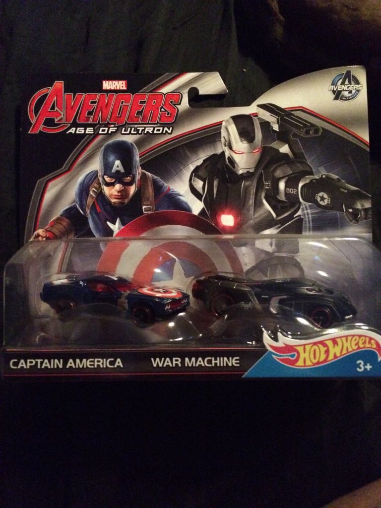 Robin & Blaster Hawk